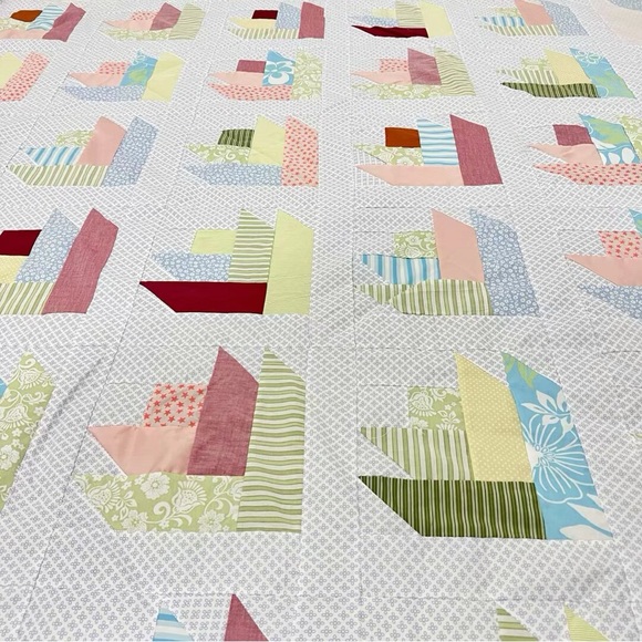 Handmade Floral Log Cabin Patchwork Cotton fabric Queen size Quilt Top/Topper - Picture 3 of 4